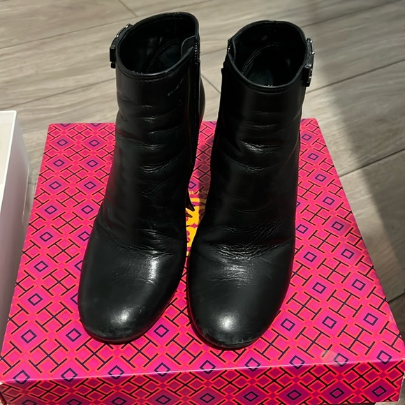 Tory Burch wedge boots - Picture 1 of 9